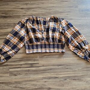 Plaid V-Neck Cropped Blouse